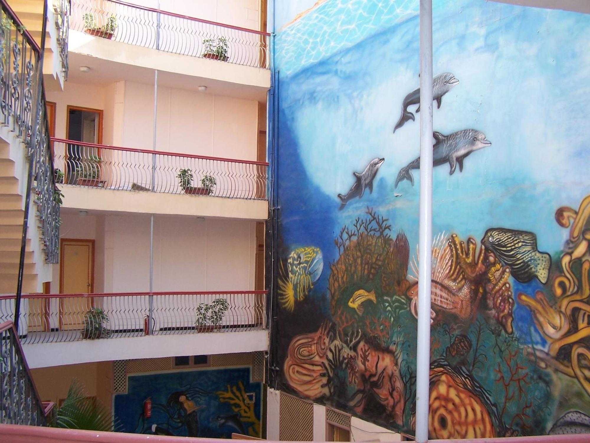 Eiffel Hotel Hurghada Buitenkant foto
